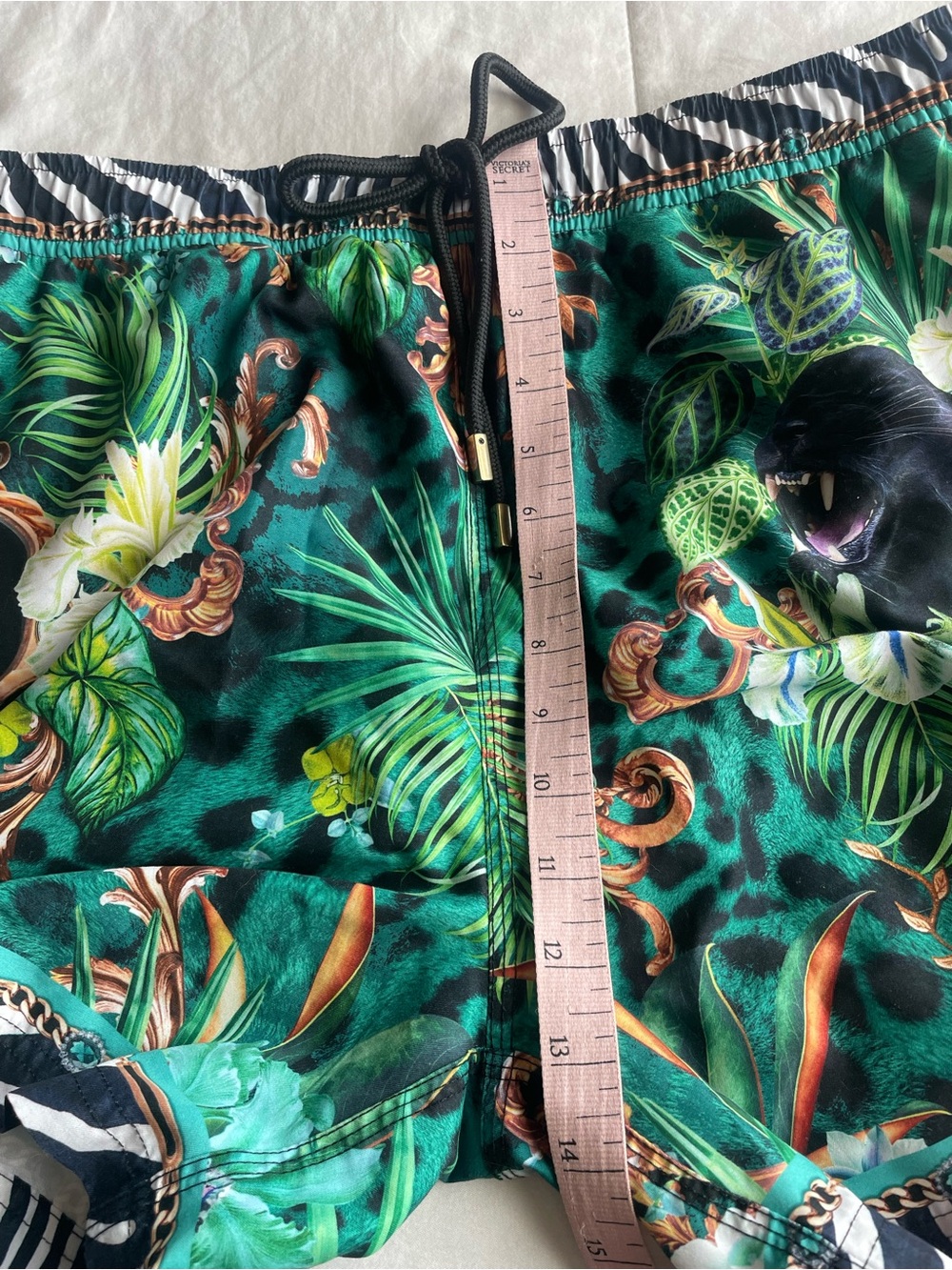 Hotel Franks By Camilla Sing My Song Mens Jungle Swim Trunks Medium Panther - Picture 13 of 13